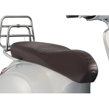 buddyseat Piaggio origineel compleet bruin past op primavera touring 1b002192