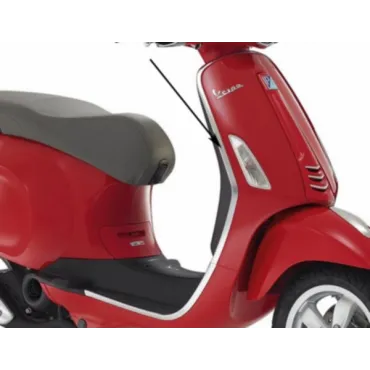 sierstrip Piaggio origineel beenschild rechts chroom past op primavera, sprint 673639